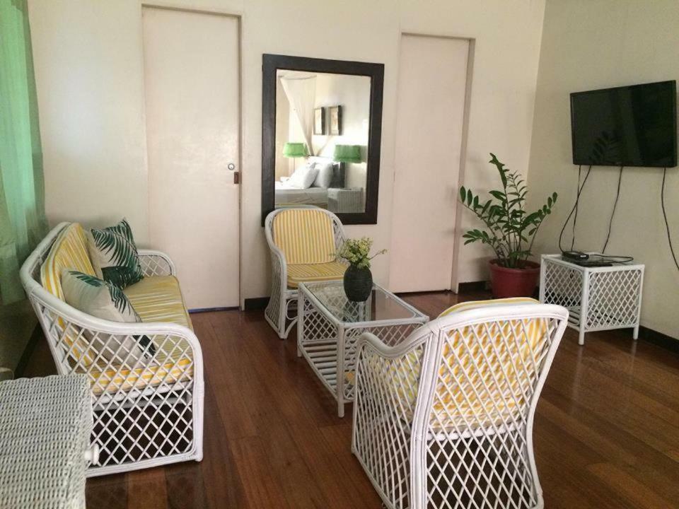 Casa Joaquin Bnb Тагиг Экстерьер фото